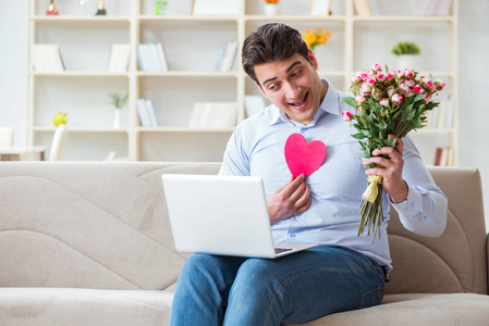 与爱共舞 产品主图