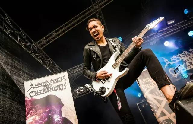 堂下何人 相关产品