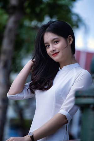 侥幸逃生的司机 相关产品