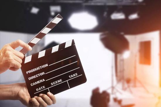 休假日 相关产品