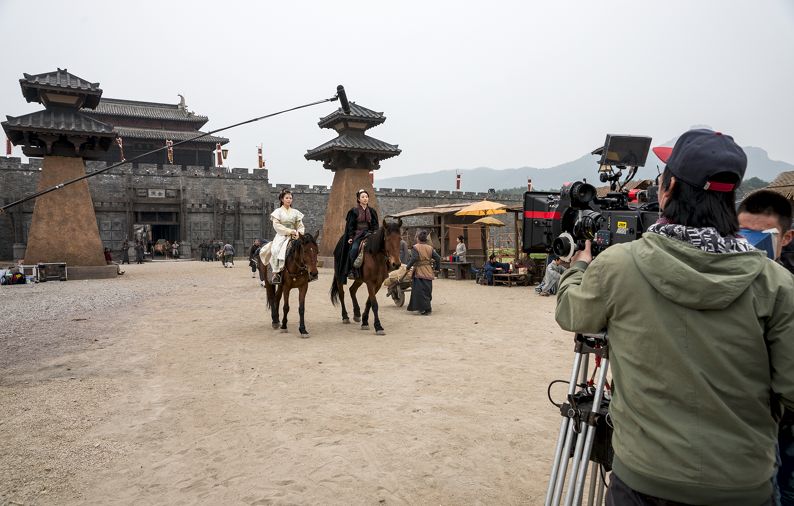 再见，男孩 相关产品