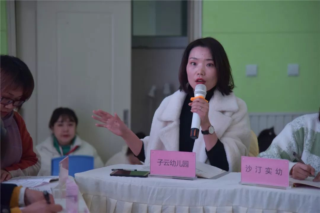 冲破黎明前的黑暗 相关产品