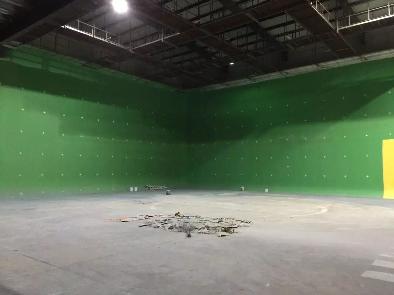 夜访吸血鬼 相关产品