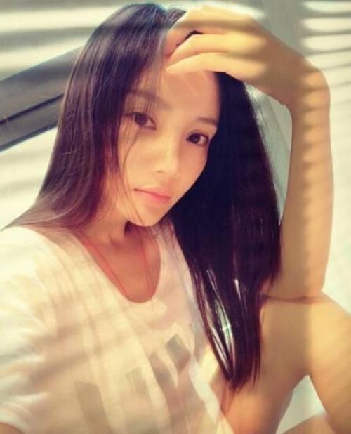 优雅的世界（上部） 相关产品