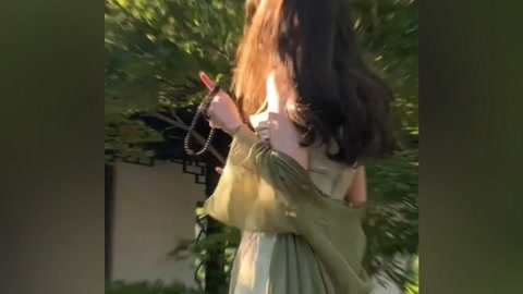 僧侣和枪 产品主图